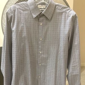 Calvin Klein Slim Fit button up dress shirt M